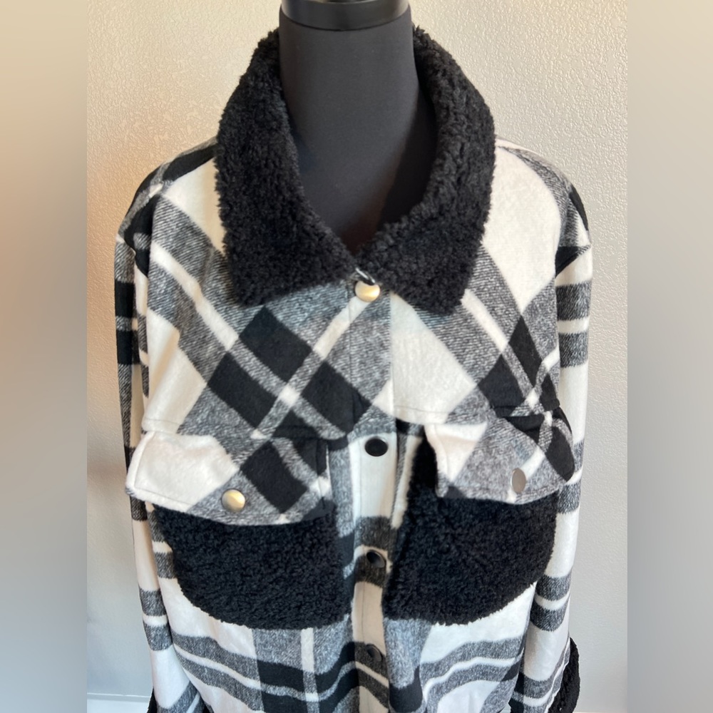 Plaid Shacket Sherpa Trim Size 2X